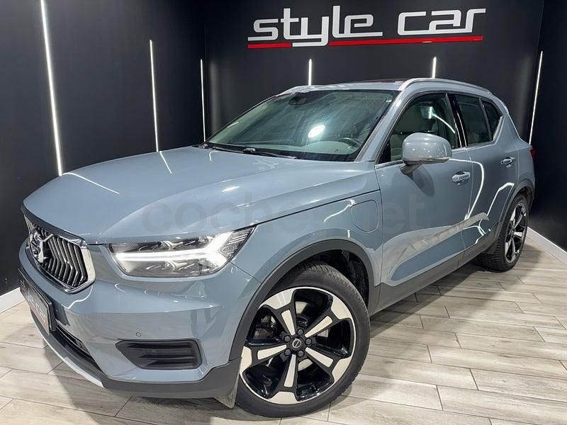 Begagnad Volvo XC40 Inscription 211 HK (155 kW) 2021 Grå SUV