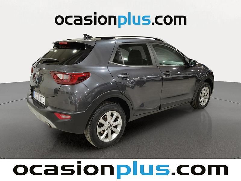 Usado Kia Stonic 84 CV (61 kW) 2019 Gris SUV