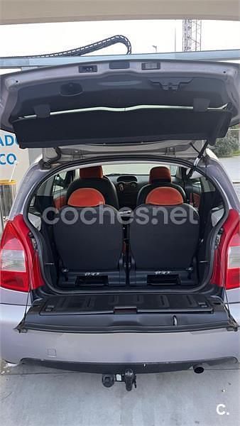 Usado Citroën C2 70 CV (51 kW) 2003 Gris / plata Utilitario