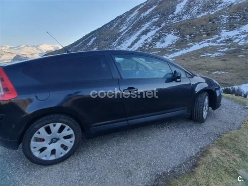 Usado Citroën C4 VTR Sport 110 CV (80 kW) 2007 Negro Berlina