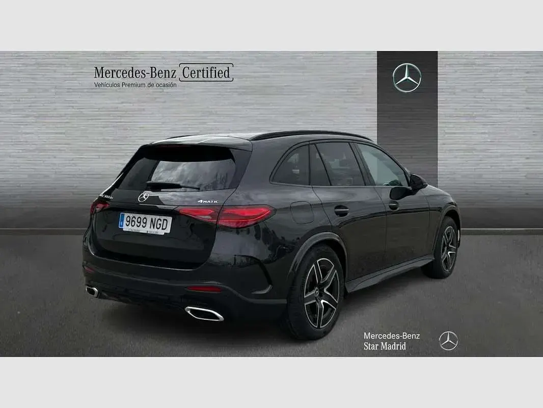 Usado Mercedes GLC300e 333 CV (244 kW) 2025 Gris SUV