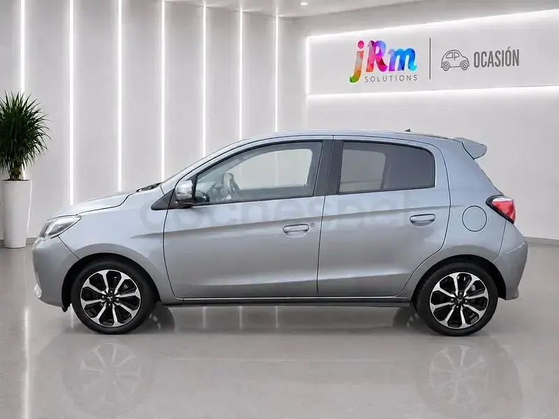 Usado Mitsubishi Space Star 71 CV (52 kW) 2023 Gris / plata Utilitario