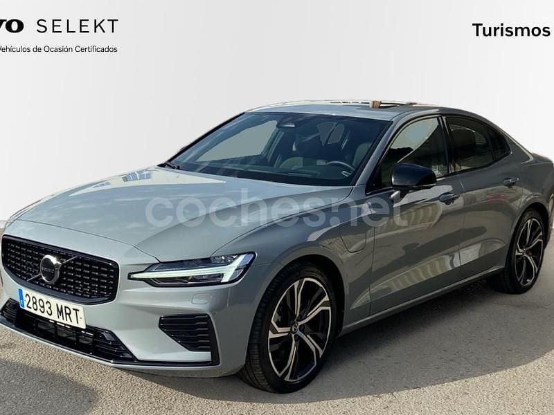 Gris / plata Usado 2024 Volvo S60 Ultimate Berlina | 51.900 € - Imagen 1/4