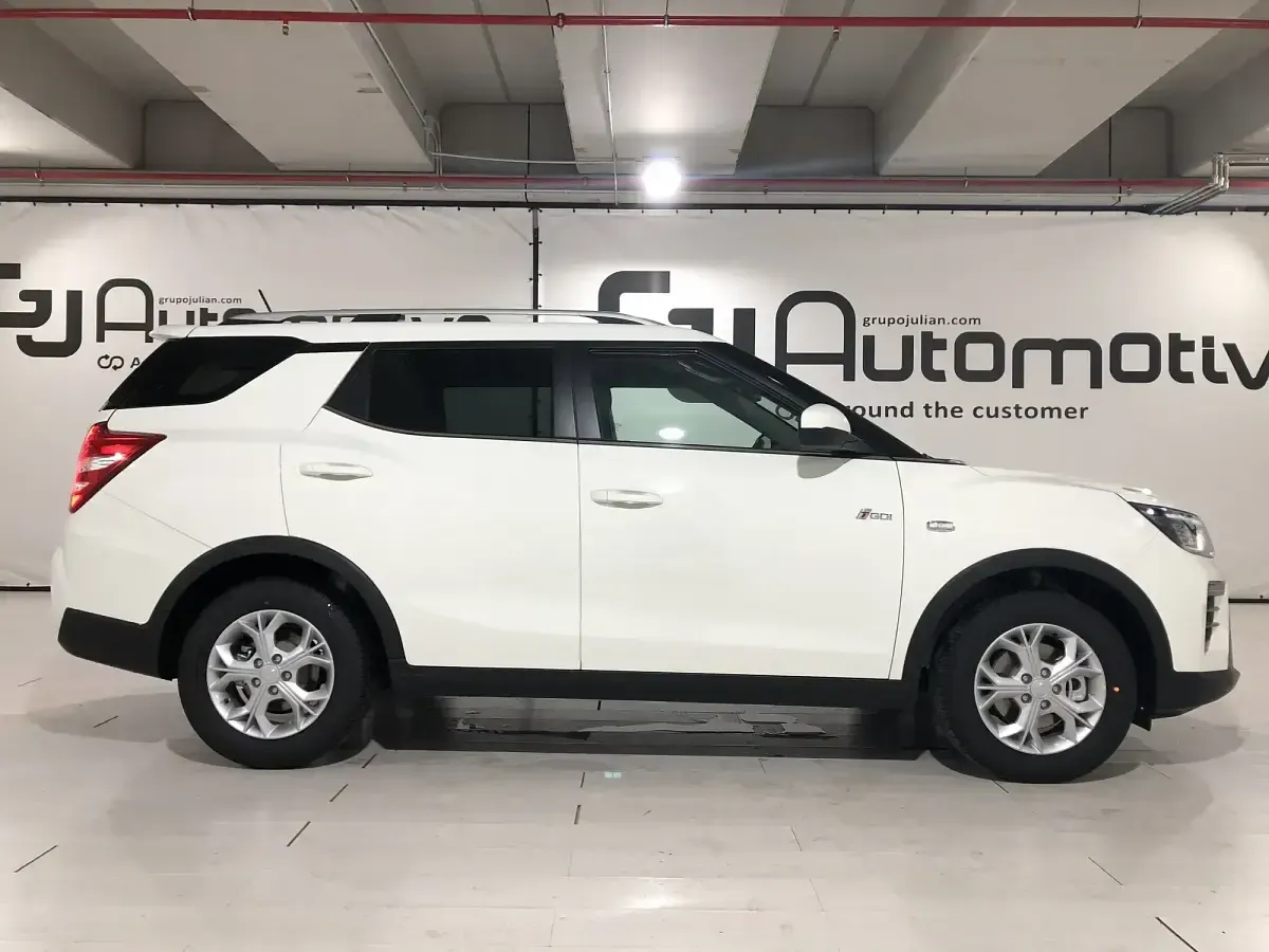 Usado SsangYong Tivoli 163 CV (119 kW) 2024 Blanco