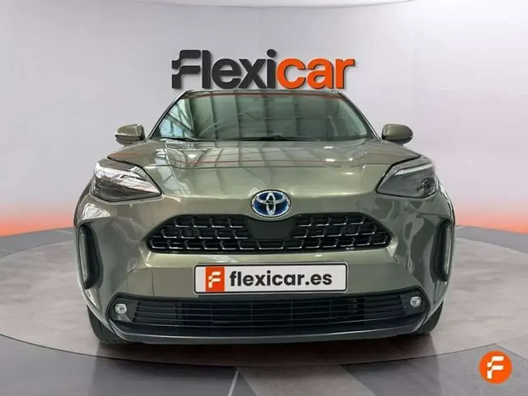Occasion Toyota Yaris Cross Plus 116 PK (85 kW) 2021 Grijs SUV