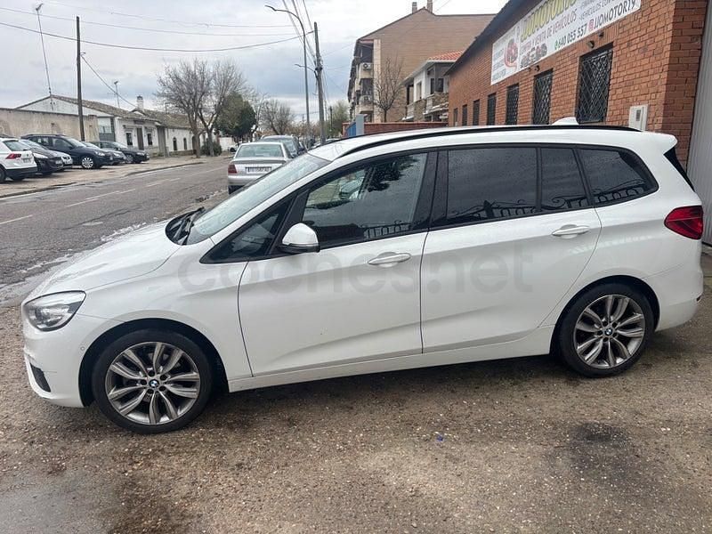 Usado BMW 218 Comfort Edition 150 CV (110 kW) 2015 Blanco Familiar