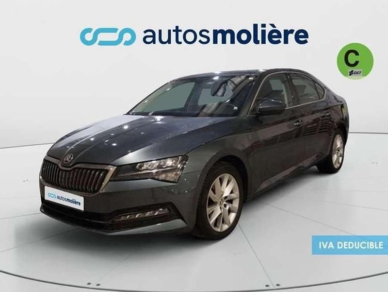 Usado Skoda Superb Ambition 150 CV (110 kW) 2020 Gris Berlina