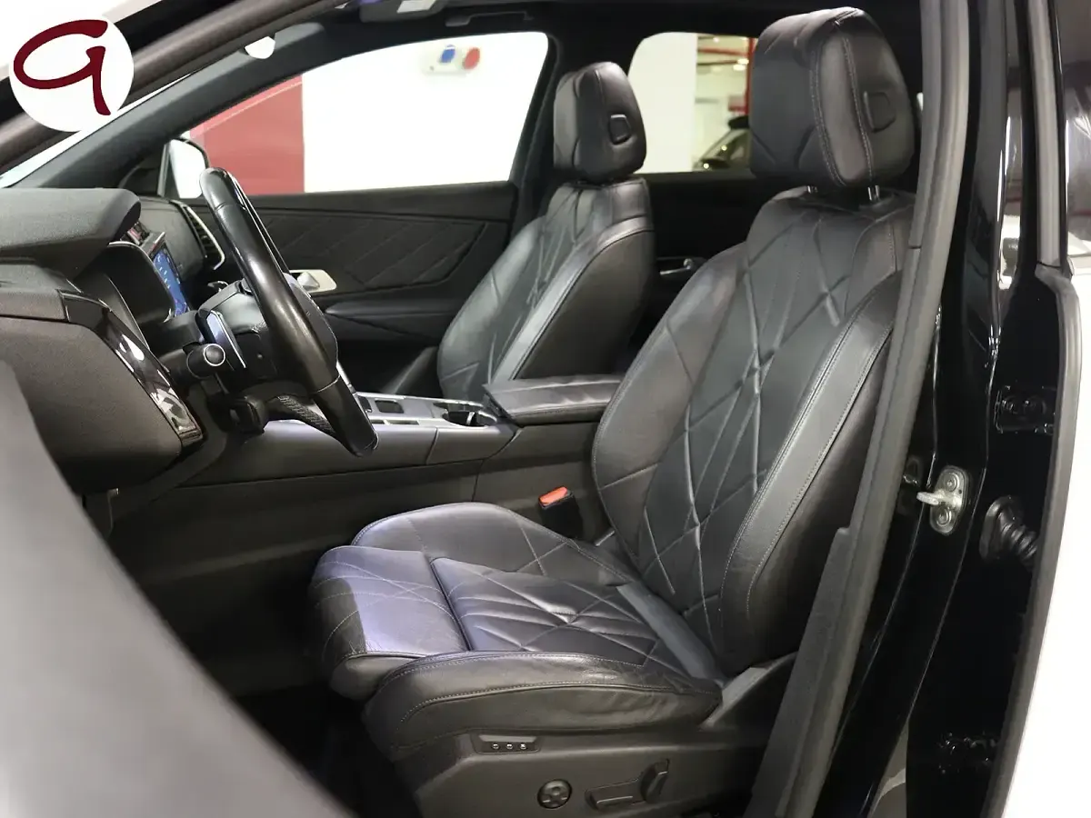 Usado DS Automobiles DS7 Crossback Grand Chic 300 CV (220 kW) 2020 Gris SUV