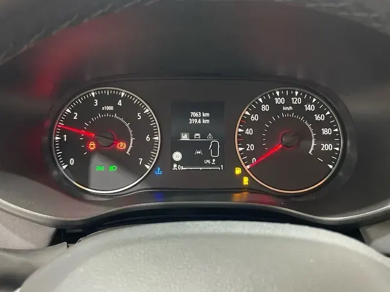 Usado Dacia Sandero Extreme 100 CV (73 kW) 2025 Blanco Berlina