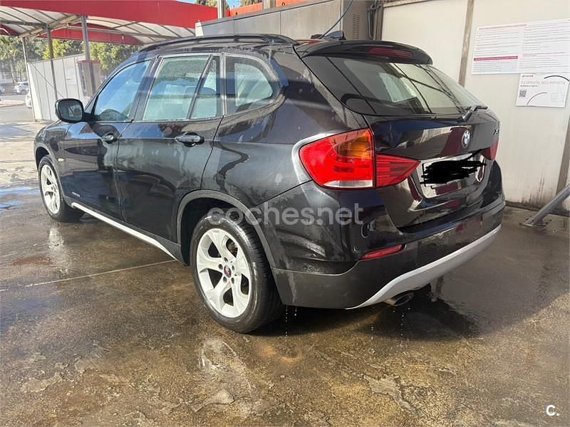 Usado BMW X1 143 CV (105 kW) 2012 Negro SUV