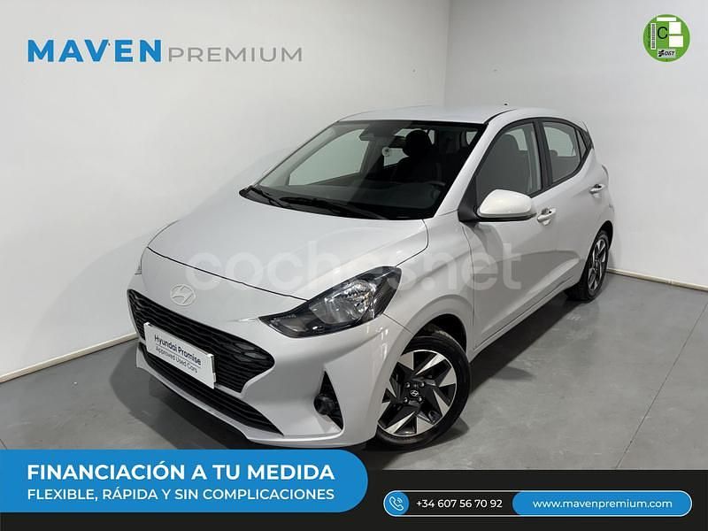 Gris / plata Usado 2024 Hyundai i10 Utilitario | 14.900 € (Precio justo) - Imagen 1/4
