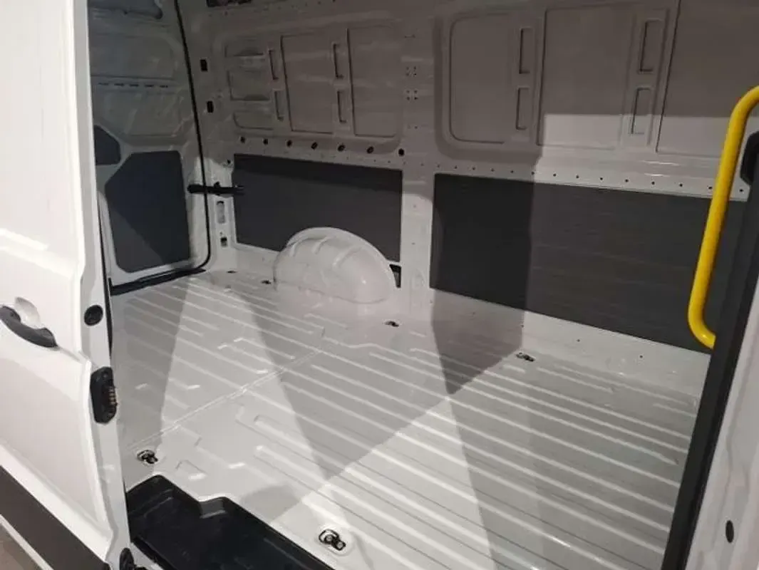 Usado VW Crafter 140 CV (102 kW) 2025 Blanco Van