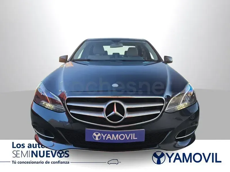 Usado Mercedes E220 Avantgarde 170 CV (125 kW) 2016 Azul Berlina