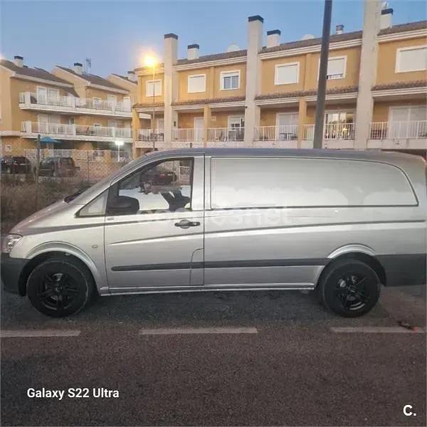 Usado Mercedes Vito Marco Polo 88 CV (64 kW) 2014 Gris / plata Van