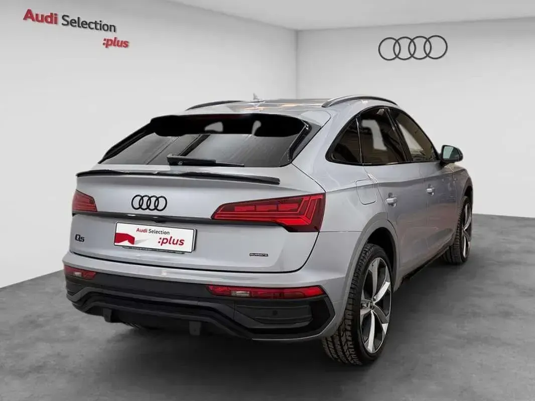 Usado Audi Q5 Sportback Advanced 204 CV (150 kW) 2022 Gris SUV