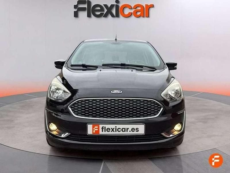 Usado Ford Ka Plus Ultimate 86 CV (63 kW) 2018 Negro Utilitario