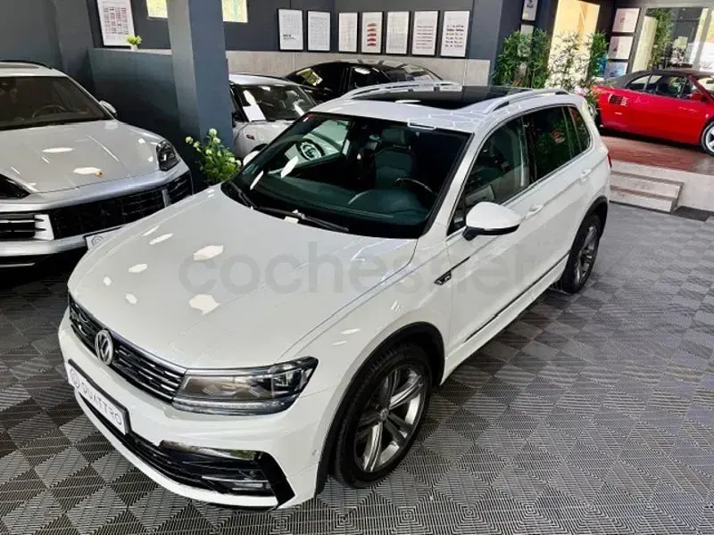 Usado VW Tiguan Sportline 190 CV (139 kW) 2019 Blanco SUV