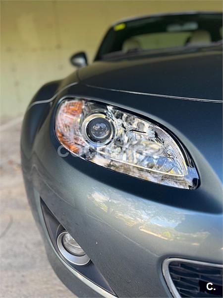 Usado Mazda MX5 126 CV (92 kW) 2011 Verde Descapotable