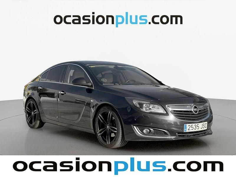 Usado Opel Insignia Excellence 170 CV (125 kW) 2016 Negro Berlina