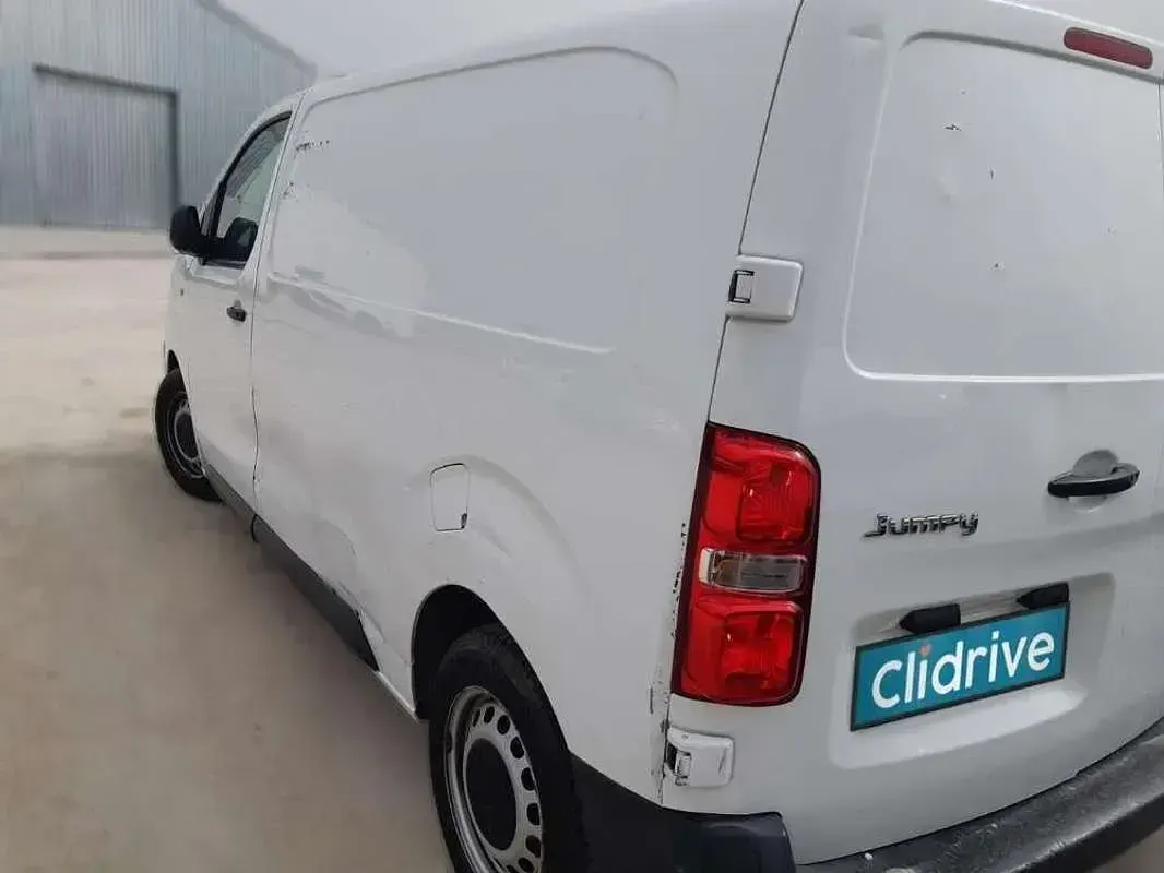 Usado Citroën Jumpy 120 CV (88 kW) 2020 Blanco Monovolumen