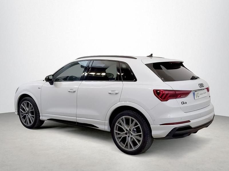 Usado Audi Q3 Ambiente 150 CV (110 kW) 2024 Blanco SUV