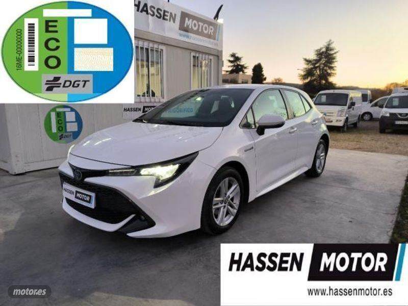 Blanco Usado 2020 Toyota Corolla Hybrid Active Berlina | 17.900 € - Imagen 1/4