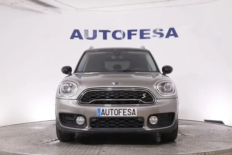 Usado Mini Cooper Countryman 220 CV (161 kW) 2018 Beige SUV