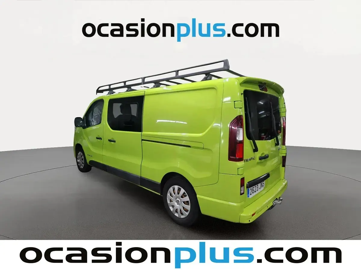 Usado Renault Trafic 125 CV (91 kW) 2016 Verde Monovolumen