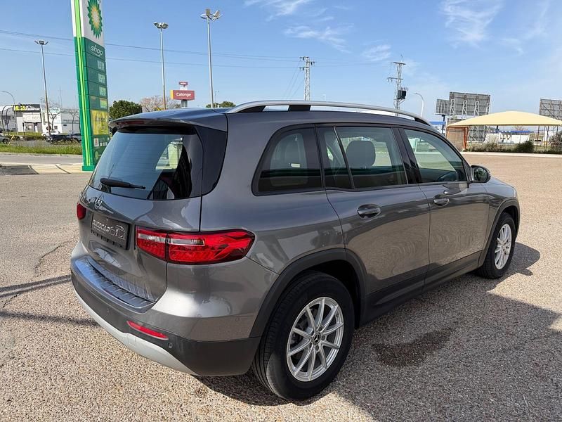 Usado Mercedes GLB200 150 CV (110 kW) 2021 Gris SUV