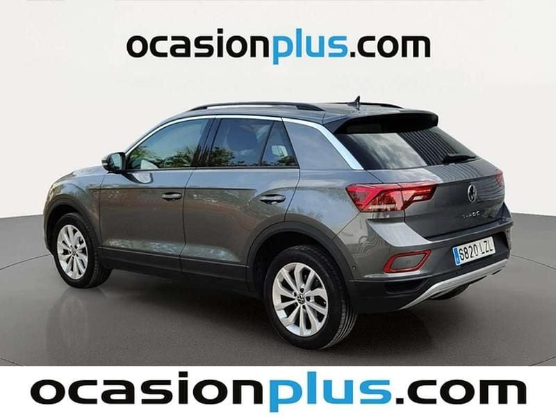 Usado VW T-Roc Life 110 CV (80 kW) 2022 Gris SUV
