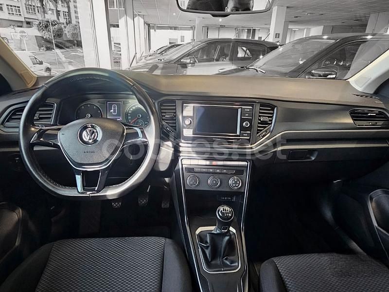 Usado VW T-Roc Advance 115 CV (84 kW) 2019 Amarillo SUV