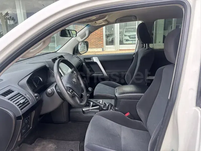 Usado Toyota Land Cruiser 177 CV (130 kW) 2020 Blanco SUV