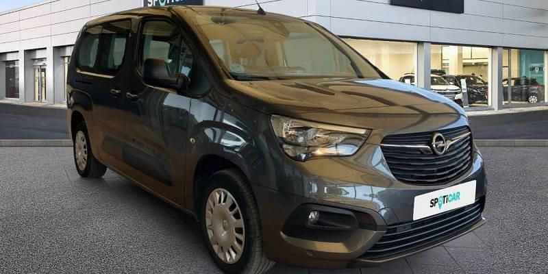 Usado Opel Combo Life Edition 102 CV (75 kW) 2022 Gris