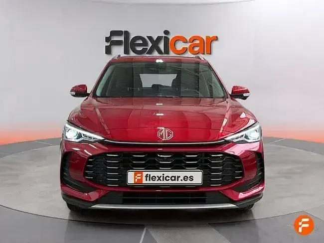 Usado MG ZS Luxury 197 CV (144 kW) 2025 Rojo SUV