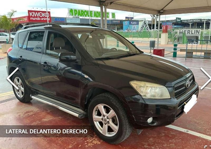 Usado Toyota RAV4 Sol 152 CV (111 kW) 2007 Negro SUV