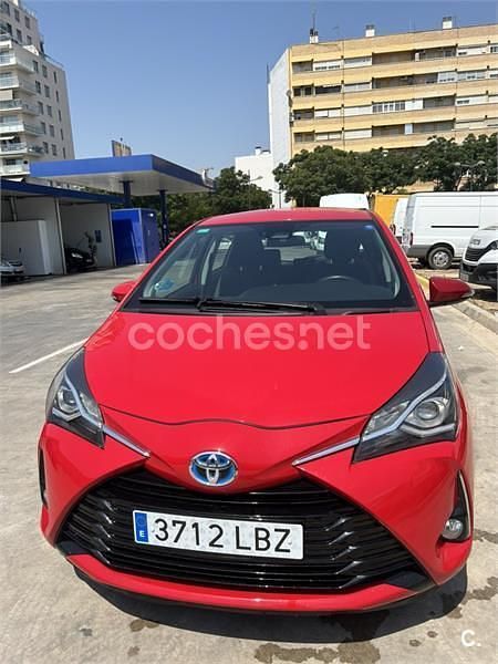 Rojo Usado 2019 Toyota Yaris Hybrid Active Berlina | 14.400 € (Precio justo) - Imagen 1/4