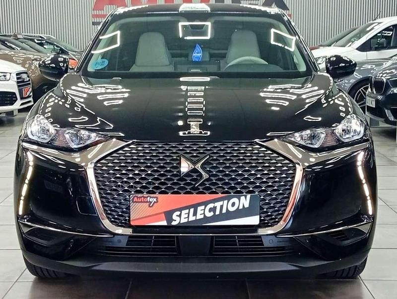 Usado DS Automobiles DS3 Crossback Chic 131 CV (96 kW) 2021 Negro SUV