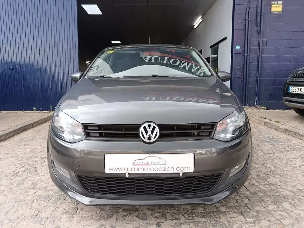 Usado VW Polo Sport 75 CV (55 kW) 2011 Gris Utilitario