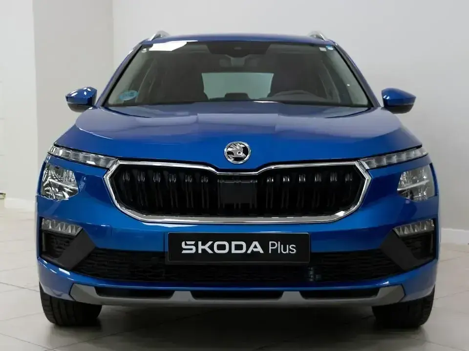 Usado Skoda Kamiq Selection 115 CV (84 kW) 2025 Azul SUV