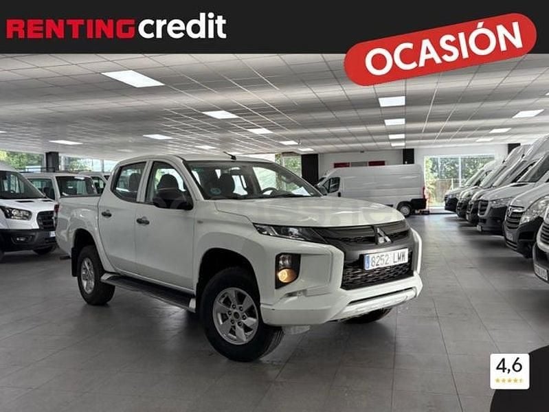 Usado Mitsubishi L200 150 CV (110 kW) 2021 Blanco Recogida