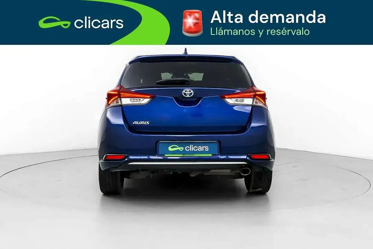 Usado Toyota Auris Business Edition 116 CV (85 kW) 2017 Azul Utilitario