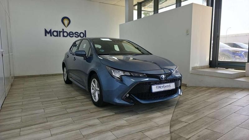 Usado Toyota Corolla Active 122 CV (89 kW) 2022 Azul Utilitario
