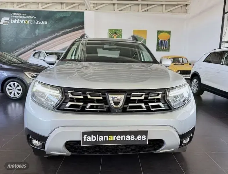 Usado Dacia Duster Prestige 100 CV (73 kW) 2022 Gris SUV