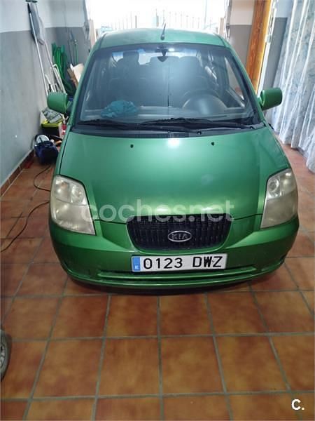 Verde Usado 2006 Kia Picanto LX Utilitario | 2500 € (Precio justo) - Imagen 1/4