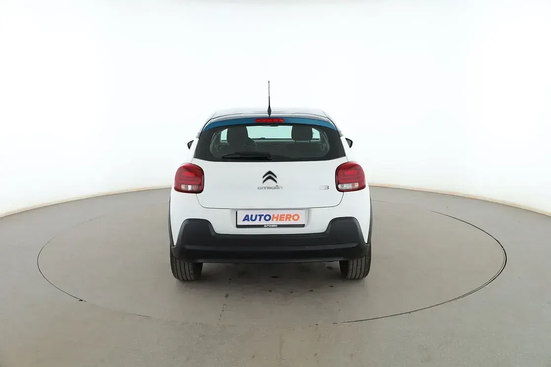 Usado Citroën C3 Feel 82 CV (60 kW) 2021 Blanco Utilitario