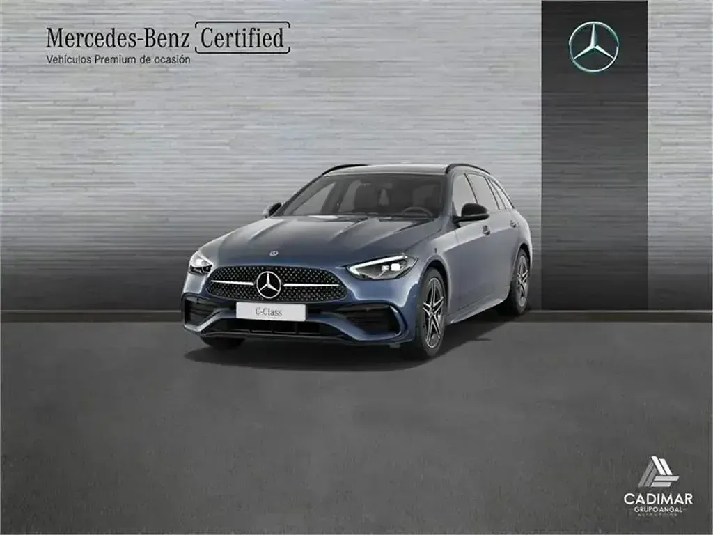 Usado Mercedes C220 200 CV (147 kW) 2025 Azul Familiar