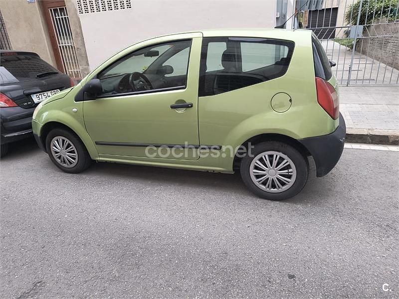 Usado Citroën C2 61 CV (44 kW) 2004 Verde Utilitario