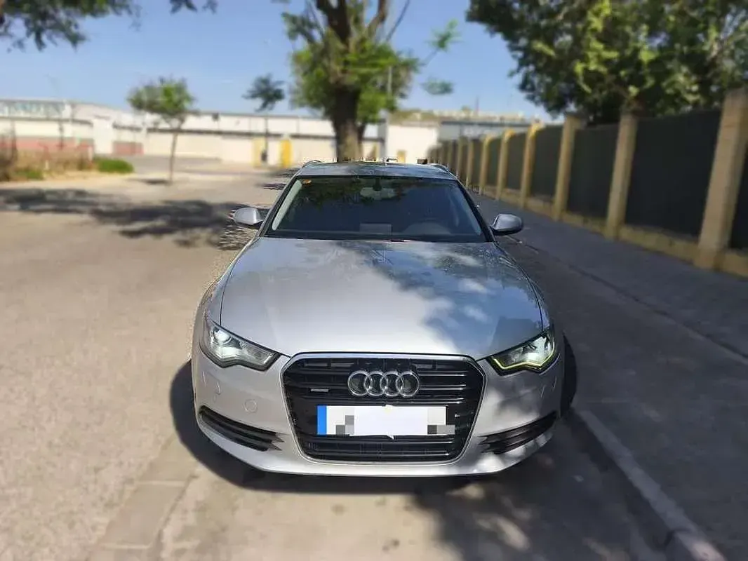 Usado Audi A6 313 CV (230 kW) 2012 Gris Familiar