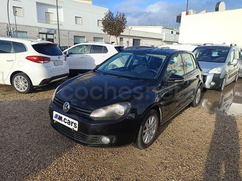 Usado VW Golf VII 105 CV (77 kW) 2012 Negro Berlina
