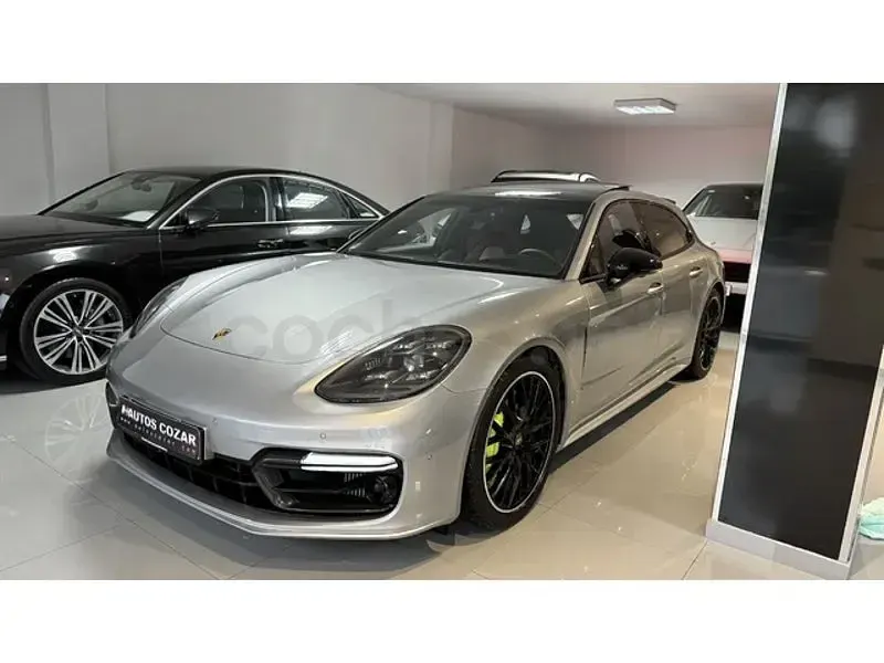 Usado Porsche Panamera Sport Turismo 700 CV (514 kW) 2022 Gris / plata Utilitario
